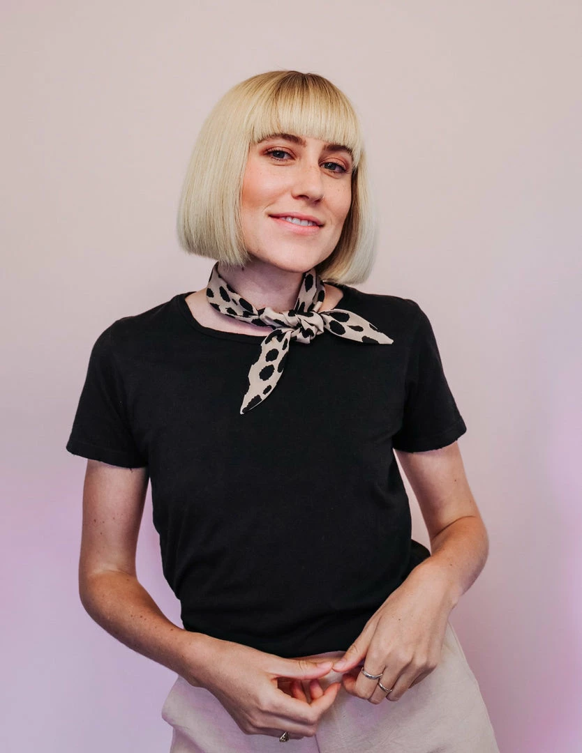 Dazey LA Basic Tee - Classic Black 2 Dazey LA Basic Tee - Classic Black