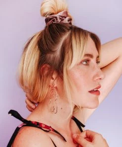 The Pretty Eclectic DAZEY LADY SHOP Woman Earrings