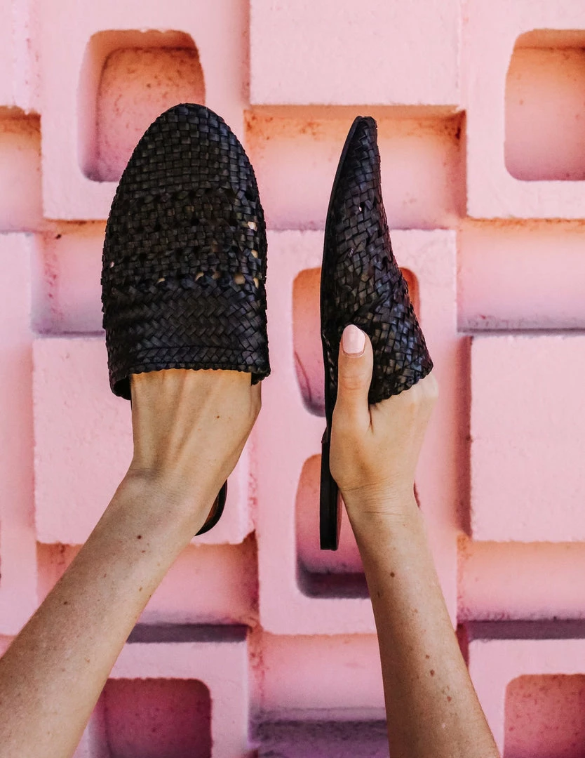 Salt+Umber DAZEY LADY SHOP Lily Mule - Black 2 Salt+Umber DAZEY LADY SHOP Lily Mule - Black