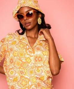 Dazey LA Dazey Daisy Breezy Button Up NEW