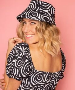 Dazey LA NEW Tripnosis Bucket Hat