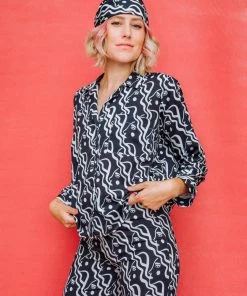 Dazey LA DAZEY BRAND Waterfall Woman Baggy Button Up