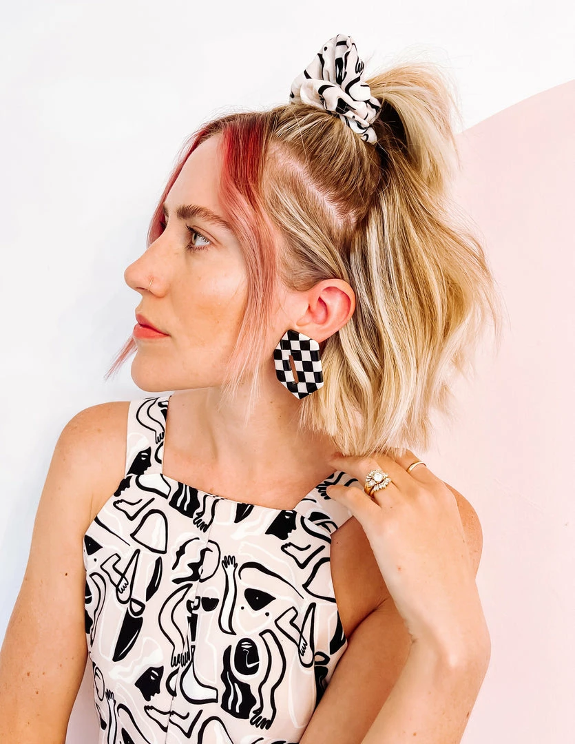 Okay Okay Company DAZEY LADY SHOP Check Stud Earrings In Black/Creme 5 Okay Okay Company DAZEY LADY SHOP Check Stud Earrings In Black/Creme