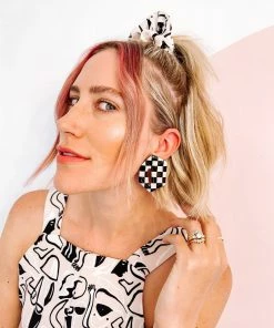 Okay Okay Company DAZEY LADY SHOP Check Stud Earrings In Black/Creme 11 Okay Okay Company DAZEY LADY SHOP Check Stud Earrings In Black/Creme