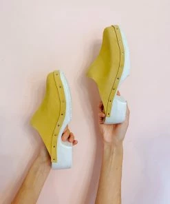 SV X Dazey Jill Leather Clog - Chartreuse