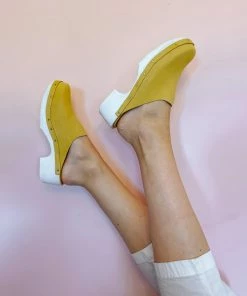 SV X Dazey Jill Leather Clog - Chartreuse