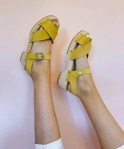 SV X Dazey Strappy Sandal - Chartreuse