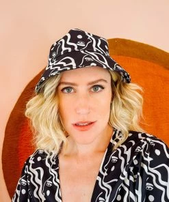 Dazey LA DAZEY BRAND Waterfall Woman Bucket Hat