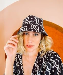 Dazey LA DAZEY BRAND Waterfall Woman Bucket Hat