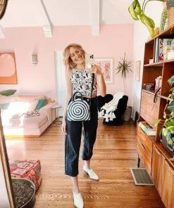 Grooves And Grain DAZEY LADY SHOP Bowler Mini - Black Spiral