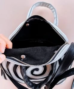 Grooves And Grain DAZEY LADY SHOP Bowler Mini - Black Spiral