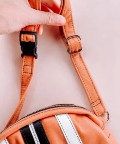 Grooves And Grain DAZEY LADY SHOP Bowler Hip Bag - Coral