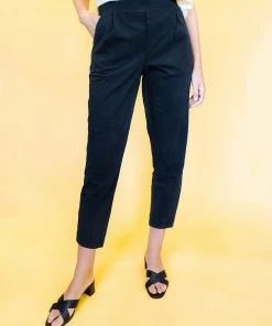 Dazey LA DAZEY BRAND Pleat Plush Pant - Black