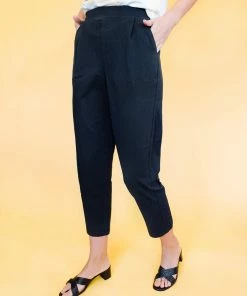 Dazey LA DAZEY BRAND Pleat Plush Pant - Black