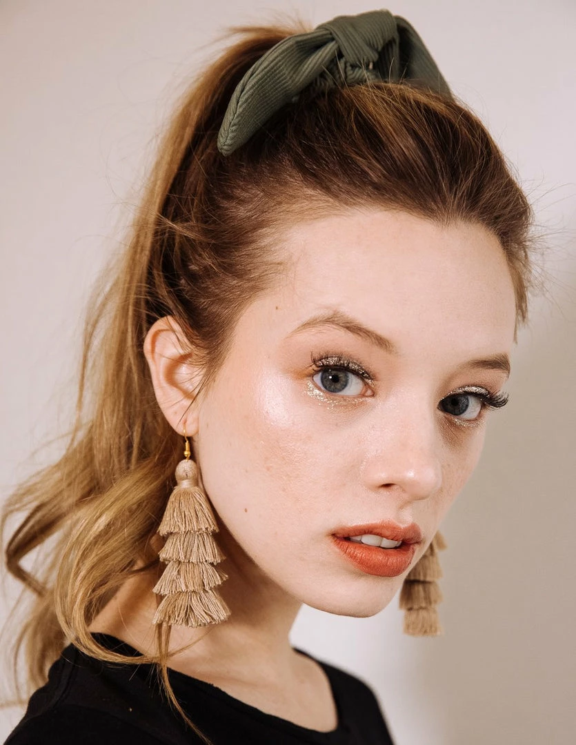 I'm With The Band Ribbed Scrunchie Ties (Multiple Colors) DAZEY LADY SHOP 4 I'm With The Band Ribbed Scrunchie Ties (Multiple Colors) DAZEY LADY SHOP