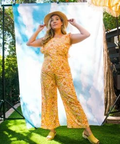 Dazey LA Dazey Daisy Rufflealls NEW